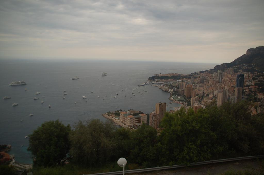 Hotel Belvedere Lanzo dʼIntelvi Esterno foto